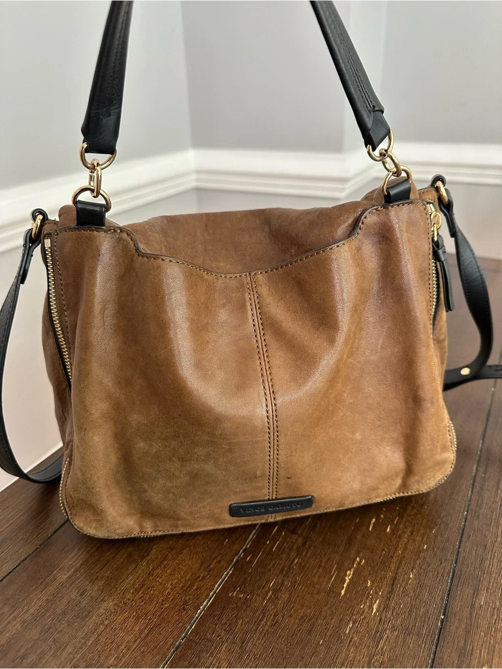 Vince Camuto Zelos flap messenger bag